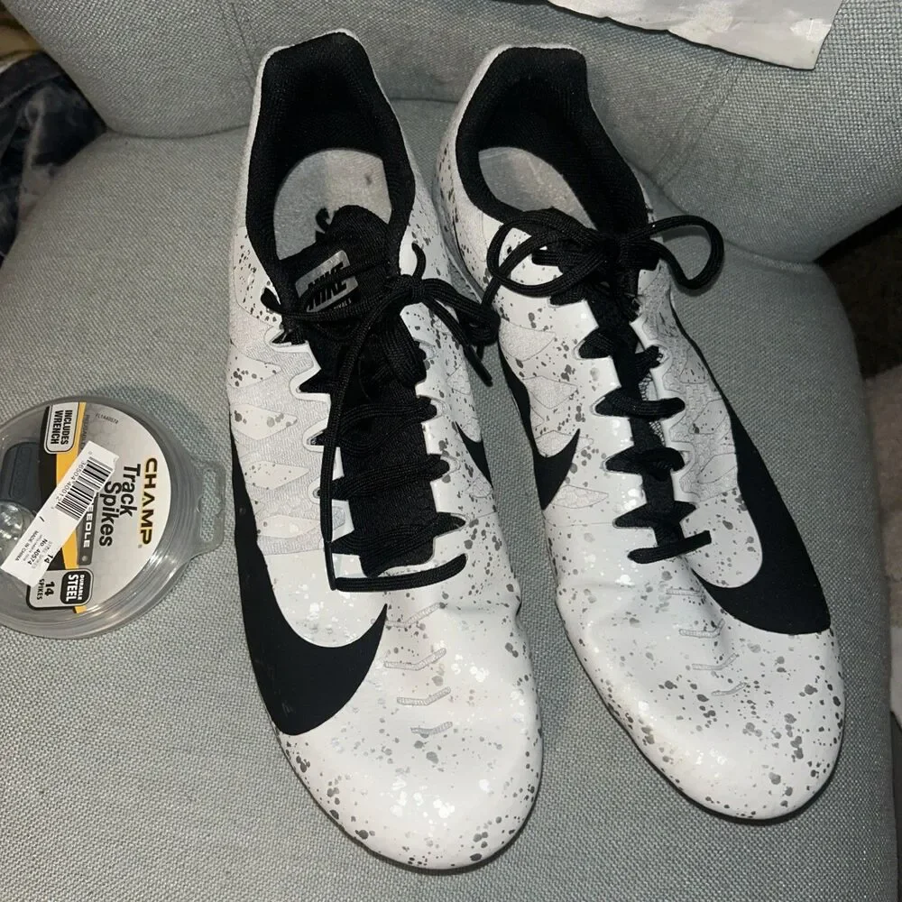 Nike Track And Field Men’s 14 With Spikes And Bag box 1